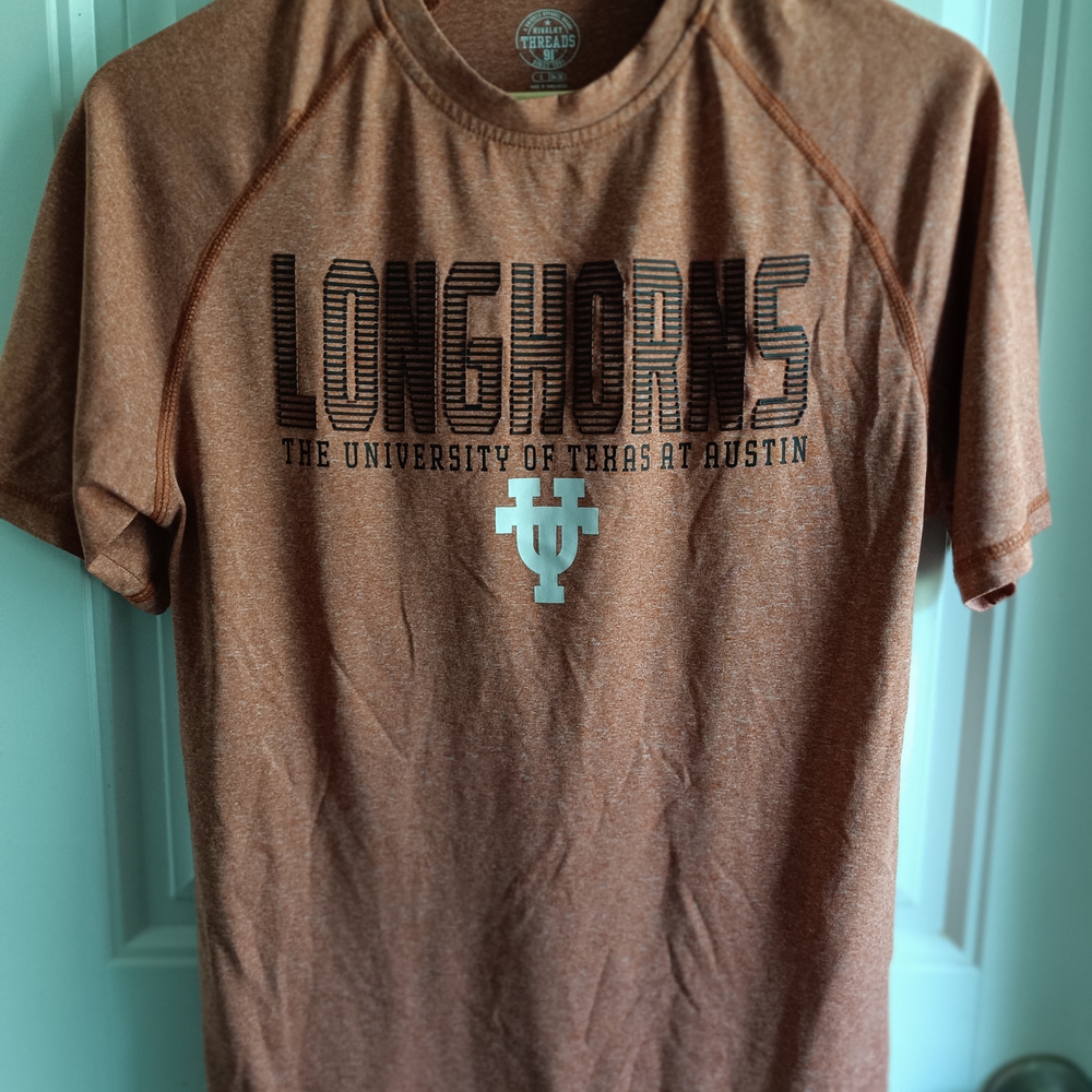 UT Texas Longhorns Men's Performance Shirt Small Gym Crossfit Yoga Casual Travel